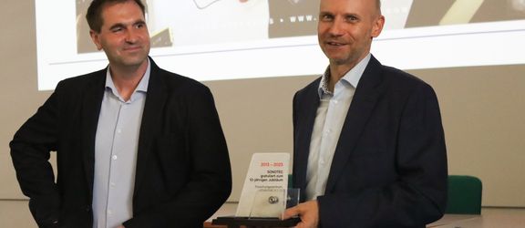 FZ-U 10 years Award