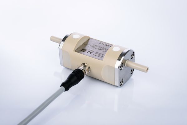 Ultra-low flow ultrasonic inline flow sensor SONOFLOW IL.52