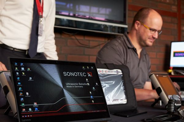 Training bei SONOTEC